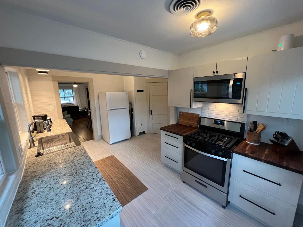Downtown Williams, Walk Everywhere, Remodeled Extérieur photo